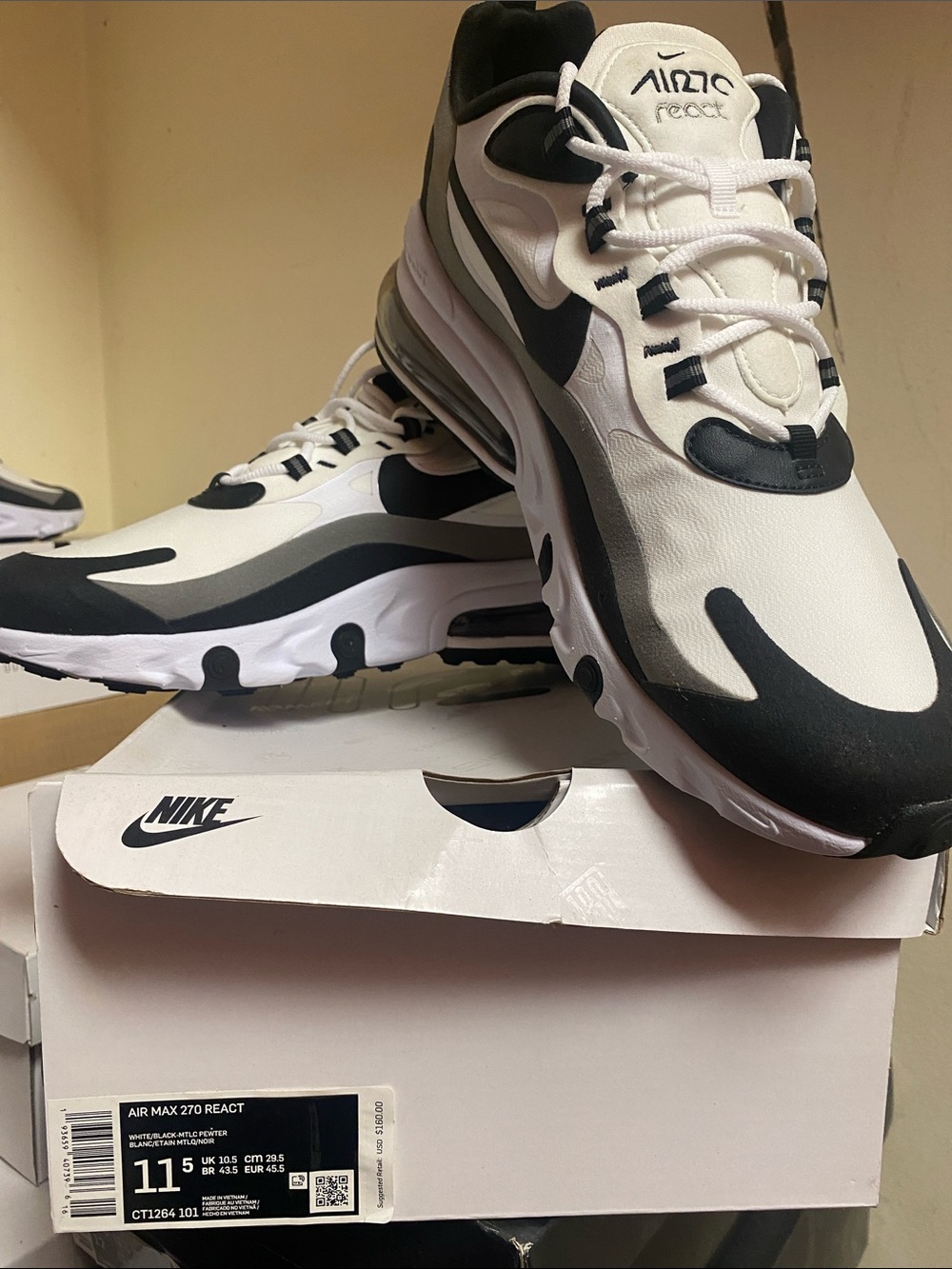 Nike Men’s Air Max 270 React - White & Black